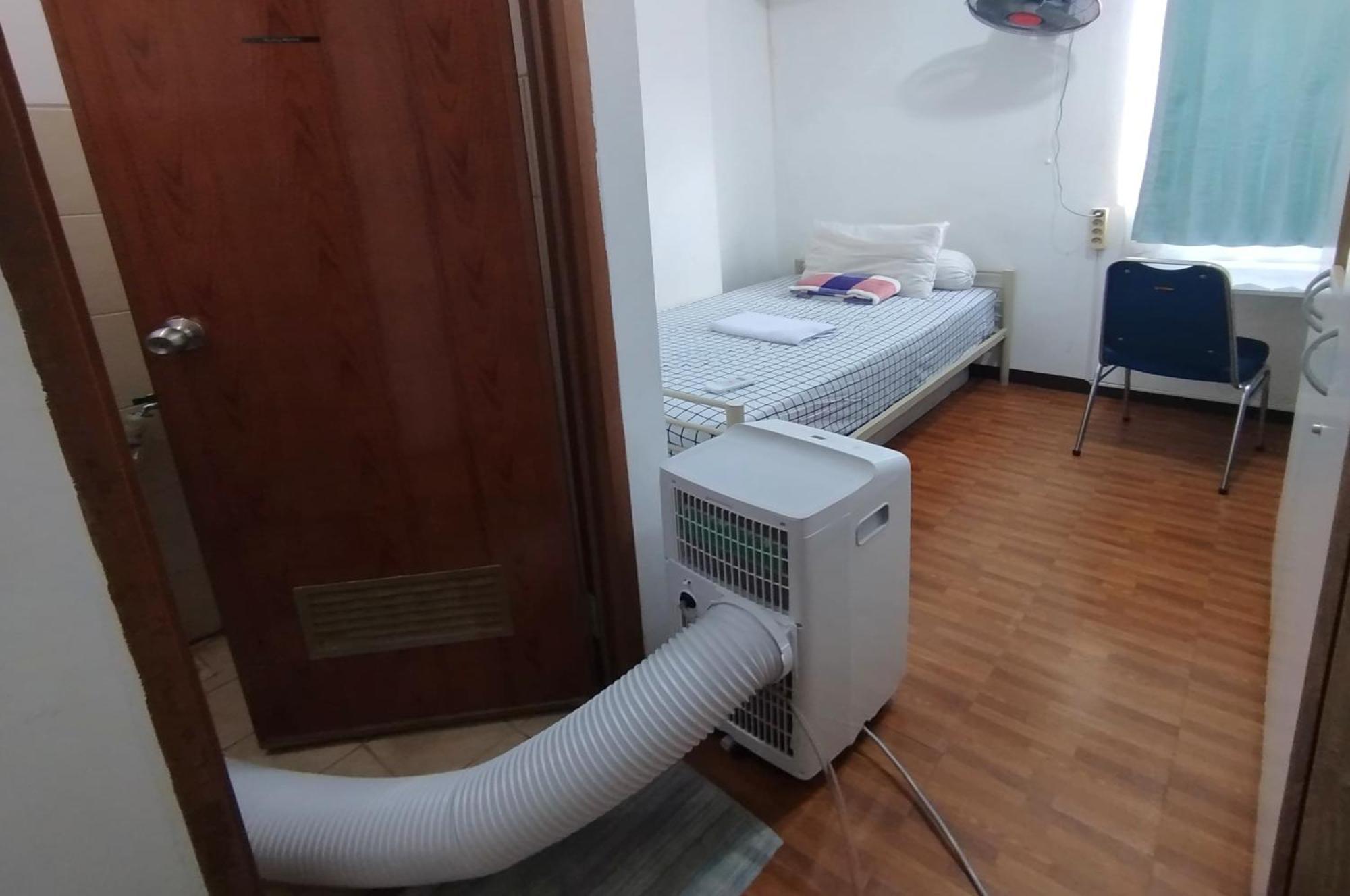 ג'קרטה Amazing View Apartment At Kemayoran Jiexpo -Min Stay 3 Nights- מראה חיצוני תמונה